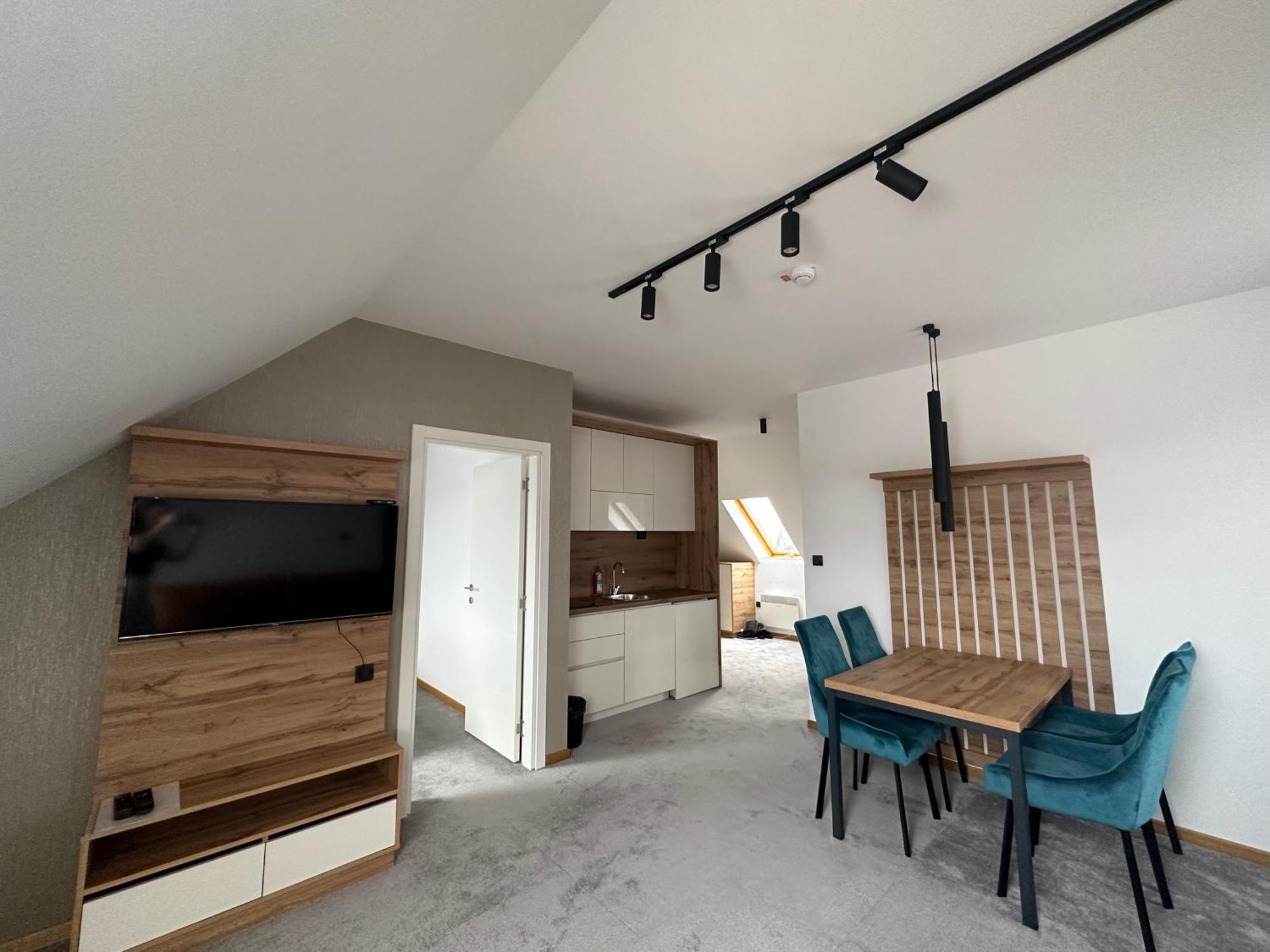 Hotel Djina - コパオニク エクステリア 写真
